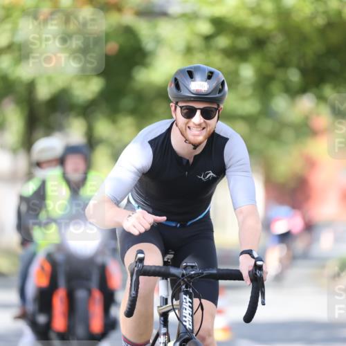 11.08.2024 - GEWOBA Citytriathlon Bremen H.Heesch http://msf.ph/oto/6781755 11.08.2024 11:50:03 Radfahren 785, 796, 862, 881, 929, 979, 1022 meine-sportfotos.de