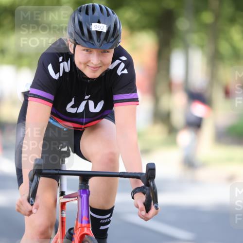 11.08.2024 - GEWOBA Citytriathlon Bremen H.Heesch http://msf.ph/oto/6782088 11.08.2024 11:50:37 Radfahren 741, 748, 783, 915, 963, 966, 992, 1021, 1027 meine-sportfotos.de