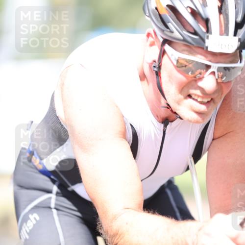 11.08.2024 - GEWOBA Citytriathlon Bremen H.Heesch http://msf.ph/oto/6782161 11.08.2024 11:50:40 Radfahren 741, 748, 783, 963, 966, 992, 1021, 1027 meine-sportfotos.de