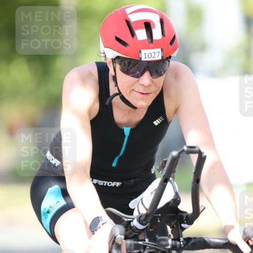 11.08.2024 - GEWOBA Citytriathlon Bremen H.Heesch http://msf.ph/oto/6782230 11.08.2024 11:50:43 Radfahren 741, 748, 783, 963, 966, 992, 1021, 1027 meine-sportfotos.de