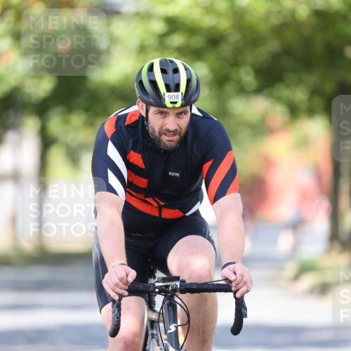 11.08.2024 - GEWOBA Citytriathlon Bremen H.Heesch http://msf.ph/oto/6782433 11.08.2024 11:51:05 Radfahren 742, 803, 812, 863, 892, 908, 934 meine-sportfotos.de