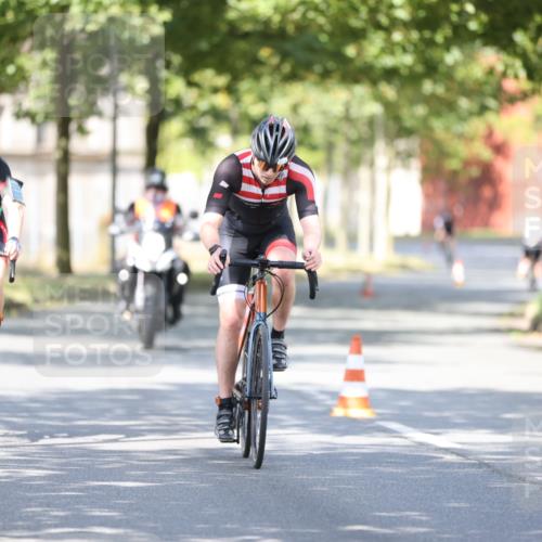 11.08.2024 - GEWOBA Citytriathlon Bremen H.Heesch http://msf.ph/oto/6782499 11.08.2024 11:51:17 Radfahren 742, 803, 863, 993 meine-sportfotos.de