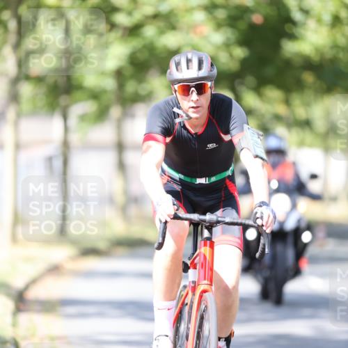 11.08.2024 - GEWOBA Citytriathlon Bremen H.Heesch http://msf.ph/oto/6782550 11.08.2024 11:51:18 Radfahren 742, 803, 863, 993 meine-sportfotos.de