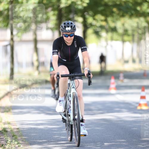 11.08.2024 - GEWOBA Citytriathlon Bremen H.Heesch http://msf.ph/oto/6782573 11.08.2024 11:51:30 Radfahren 793, 803, 863, 876, 993 meine-sportfotos.de