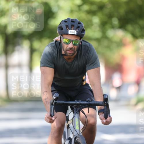 11.08.2024 - GEWOBA Citytriathlon Bremen H.Heesch http://msf.ph/oto/6782690 11.08.2024 11:51:38 Radfahren 793, 797, 817, 876, 993, 1034 meine-sportfotos.de