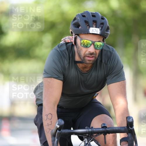 11.08.2024 - GEWOBA Citytriathlon Bremen H.Heesch http://msf.ph/oto/6782712 11.08.2024 11:51:39 Radfahren 793, 797, 817, 876, 993, 1034 meine-sportfotos.de