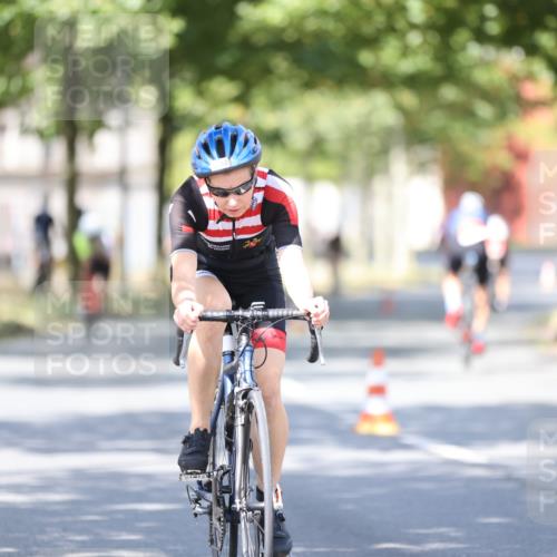 11.08.2024 - GEWOBA Citytriathlon Bremen H.Heesch http://msf.ph/oto/6782784 11.08.2024 11:51:47 Radfahren 793, 797, 817, 876, 988, 1034 meine-sportfotos.de