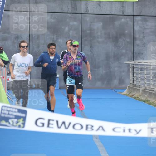 11.08.2024 - GEWOBA Citytriathlon Bremen Lena Gebhardt http://msf.ph/oto/6785739 11.08.2024 11:02:51 Ziel 63, 72 meine-sportfotos.de