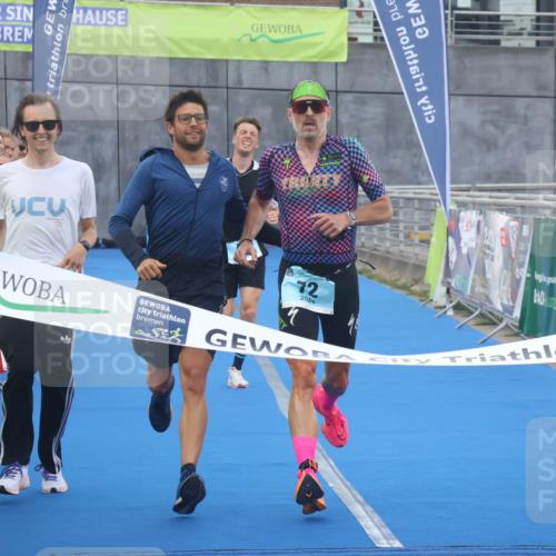 11.08.2024 - GEWOBA Citytriathlon Bremen Lena Gebhardt http://msf.ph/oto/6785823 11.08.2024 11:02:54 Ziel 63, 72 meine-sportfotos.de