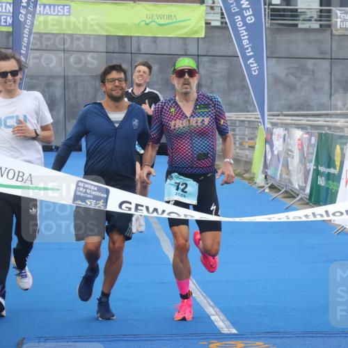 11.08.2024 - GEWOBA Citytriathlon Bremen Lena Gebhardt http://msf.ph/oto/6785830 11.08.2024 11:02:54 Ziel 63, 72 meine-sportfotos.de