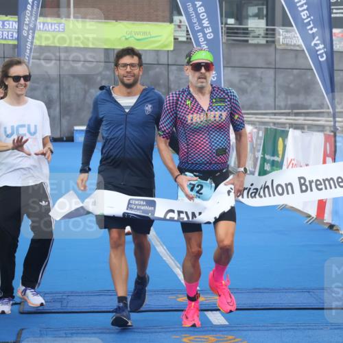 11.08.2024 - GEWOBA Citytriathlon Bremen Lena Gebhardt http://msf.ph/oto/6785856 11.08.2024 11:02:55 Ziel 63, 72 meine-sportfotos.de