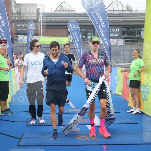 11.08.2024 - GEWOBA Citytriathlon Bremen Lena Gebhardt http://msf.ph/oto/6785882 11.08.2024 11:02:56 Ziel 63, 72 meine-sportfotos.de