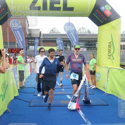 11.08.2024 - GEWOBA Citytriathlon Bremen Lena Gebhardt http://msf.ph/oto/6785892 11.08.2024 11:02:56 Ziel 63, 72 meine-sportfotos.de