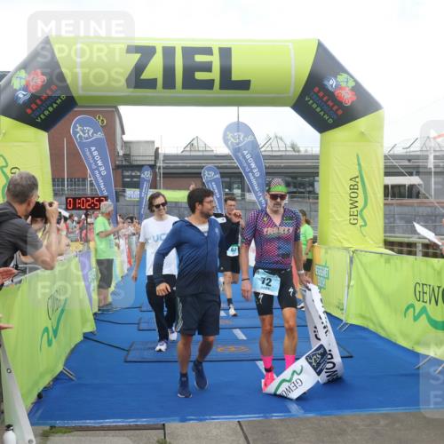 11.08.2024 - GEWOBA Citytriathlon Bremen Lena Gebhardt http://msf.ph/oto/6785903 11.08.2024 11:02:57 Ziel 63, 72 meine-sportfotos.de