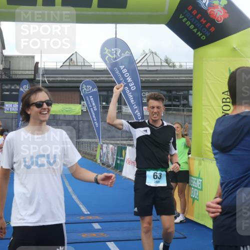 11.08.2024 - GEWOBA Citytriathlon Bremen Lena Gebhardt http://msf.ph/oto/6785940 11.08.2024 11:02:59 Ziel 63, 72 meine-sportfotos.de
