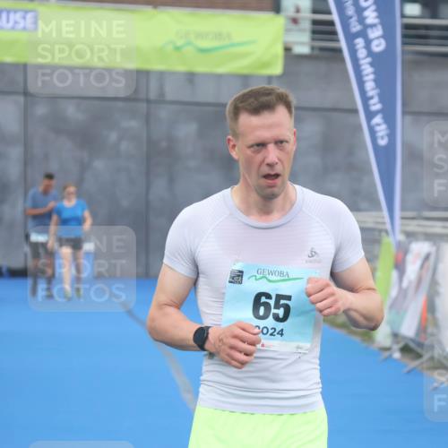 11.08.2024 - GEWOBA Citytriathlon Bremen Lena Gebhardt http://msf.ph/oto/6786085 11.08.2024 11:03:22 Ziel 65 meine-sportfotos.de