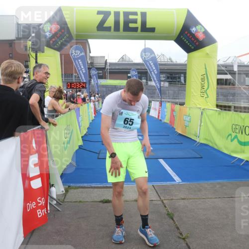 11.08.2024 - GEWOBA Citytriathlon Bremen Lena Gebhardt http://msf.ph/oto/6786117 11.08.2024 11:03:27 Ziel 65, 85 meine-sportfotos.de