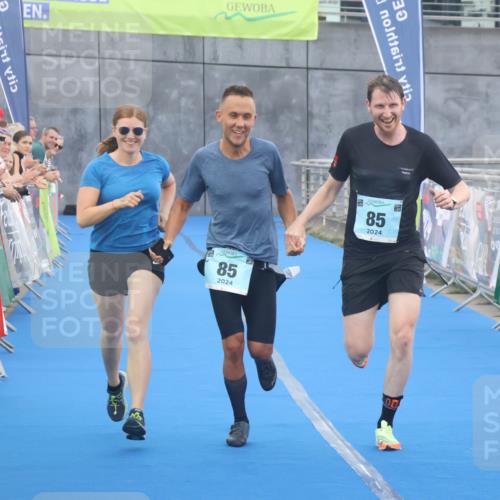 11.08.2024 - GEWOBA Citytriathlon Bremen Lena Gebhardt http://msf.ph/oto/6786156 11.08.2024 11:03:33 Ziel 85 meine-sportfotos.de