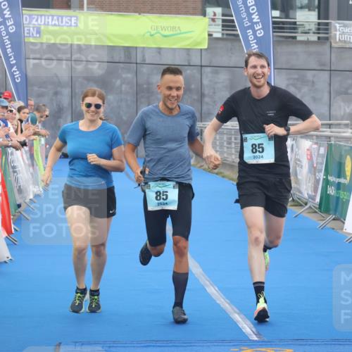 11.08.2024 - GEWOBA Citytriathlon Bremen Lena Gebhardt http://msf.ph/oto/6786158 11.08.2024 11:03:34 Ziel 85 meine-sportfotos.de