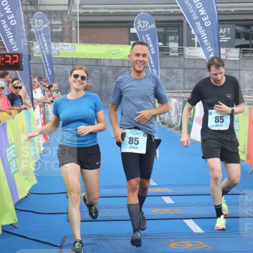 11.08.2024 - GEWOBA Citytriathlon Bremen Lena Gebhardt http://msf.ph/oto/6786183 11.08.2024 11:03:35 Ziel 85 meine-sportfotos.de