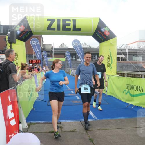 11.08.2024 - GEWOBA Citytriathlon Bremen Lena Gebhardt http://msf.ph/oto/6786206 11.08.2024 11:03:37 Ziel 85 meine-sportfotos.de