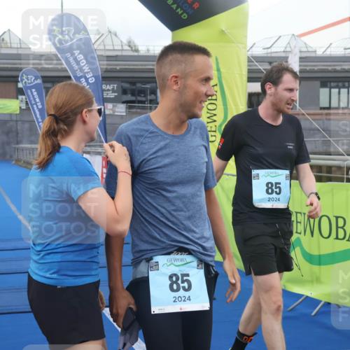 11.08.2024 - GEWOBA Citytriathlon Bremen Lena Gebhardt http://msf.ph/oto/6786220 11.08.2024 11:03:38 Ziel 85 meine-sportfotos.de