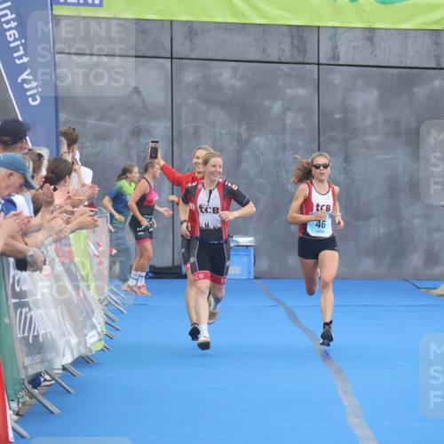 11.08.2024 - GEWOBA Citytriathlon Bremen Lena Gebhardt http://msf.ph/oto/6786223 11.08.2024 11:04:53 Ziel 46, 105 meine-sportfotos.de
