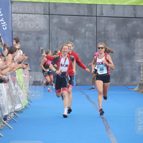 11.08.2024 - GEWOBA Citytriathlon Bremen Lena Gebhardt http://msf.ph/oto/6786229 11.08.2024 11:04:54 Ziel 46, 105 meine-sportfotos.de