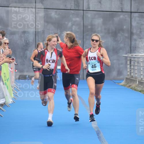 11.08.2024 - GEWOBA Citytriathlon Bremen Lena Gebhardt http://msf.ph/oto/6786242 11.08.2024 11:04:55 Ziel 46, 105 meine-sportfotos.de