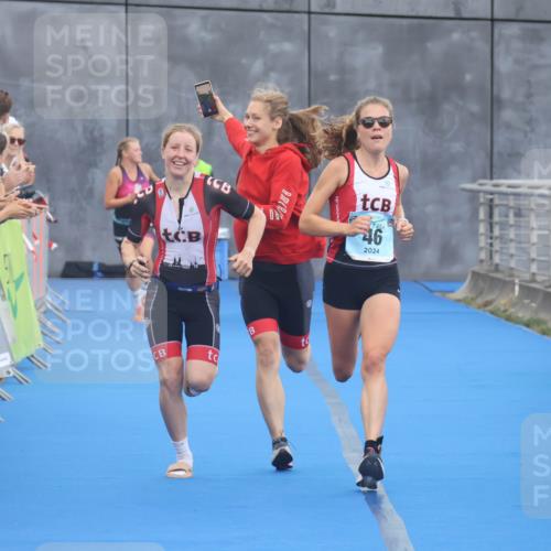 11.08.2024 - GEWOBA Citytriathlon Bremen Lena Gebhardt http://msf.ph/oto/6786245 11.08.2024 11:04:56 Ziel 46, 105 meine-sportfotos.de