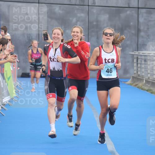 11.08.2024 - GEWOBA Citytriathlon Bremen Lena Gebhardt http://msf.ph/oto/6786252 11.08.2024 11:04:56 Ziel 46, 105 meine-sportfotos.de