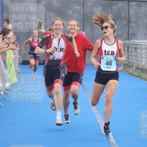 11.08.2024 - GEWOBA Citytriathlon Bremen Lena Gebhardt http://msf.ph/oto/6786255 11.08.2024 11:04:57 Ziel 46, 105 meine-sportfotos.de
