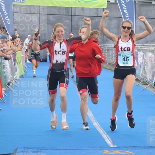 11.08.2024 - GEWOBA Citytriathlon Bremen Lena Gebhardt http://msf.ph/oto/6786282 11.08.2024 11:04:58 Ziel 46, 105 meine-sportfotos.de
