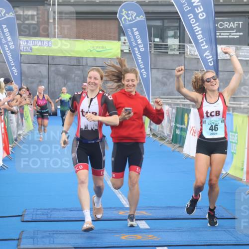 11.08.2024 - GEWOBA Citytriathlon Bremen Lena Gebhardt http://msf.ph/oto/6786315 11.08.2024 11:04:59 Ziel 46, 105 meine-sportfotos.de