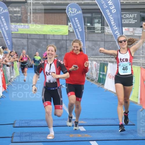 11.08.2024 - GEWOBA Citytriathlon Bremen Lena Gebhardt http://msf.ph/oto/6786321 11.08.2024 11:04:59 Ziel 46, 105 meine-sportfotos.de