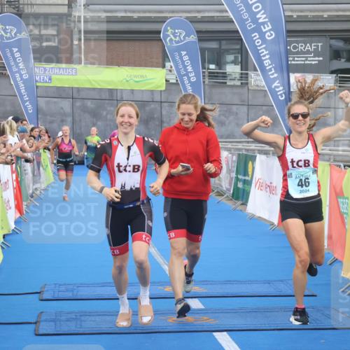 11.08.2024 - GEWOBA Citytriathlon Bremen Lena Gebhardt http://msf.ph/oto/6786324 11.08.2024 11:04:59 Ziel 46, 105 meine-sportfotos.de