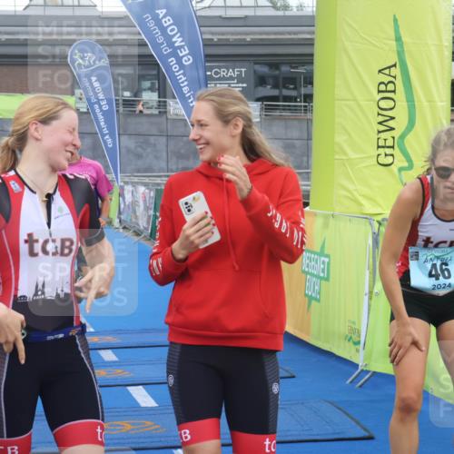 11.08.2024 - GEWOBA Citytriathlon Bremen Lena Gebhardt http://msf.ph/oto/6786361 11.08.2024 11:05:02 Ziel 46, 105 meine-sportfotos.de