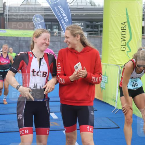 11.08.2024 - GEWOBA Citytriathlon Bremen Lena Gebhardt http://msf.ph/oto/6786367 11.08.2024 11:05:02 Ziel 46, 105 meine-sportfotos.de