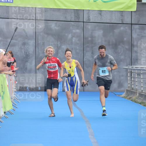 11.08.2024 - GEWOBA Citytriathlon Bremen Lena Gebhardt http://msf.ph/oto/6786577 11.08.2024 11:09:05 Ziel 82 meine-sportfotos.de