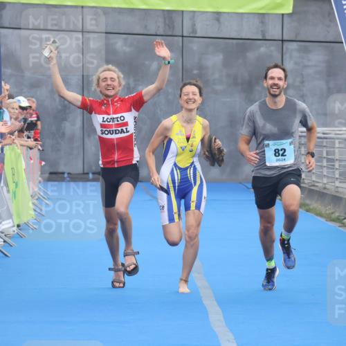 11.08.2024 - GEWOBA Citytriathlon Bremen Lena Gebhardt http://msf.ph/oto/6786591 11.08.2024 11:09:07 Ziel 82 meine-sportfotos.de