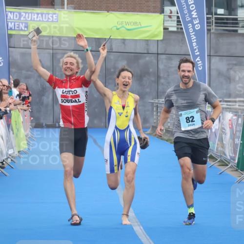 11.08.2024 - GEWOBA Citytriathlon Bremen Lena Gebhardt http://msf.ph/oto/6786600 11.08.2024 11:09:08 Ziel 82 meine-sportfotos.de