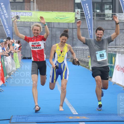 11.08.2024 - GEWOBA Citytriathlon Bremen Lena Gebhardt http://msf.ph/oto/6786606 11.08.2024 11:09:09 Ziel 82 meine-sportfotos.de
