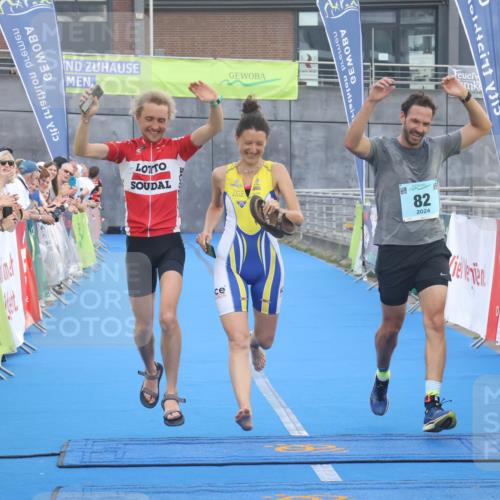 11.08.2024 - GEWOBA Citytriathlon Bremen Lena Gebhardt http://msf.ph/oto/6786608 11.08.2024 11:09:09 Ziel 82 meine-sportfotos.de