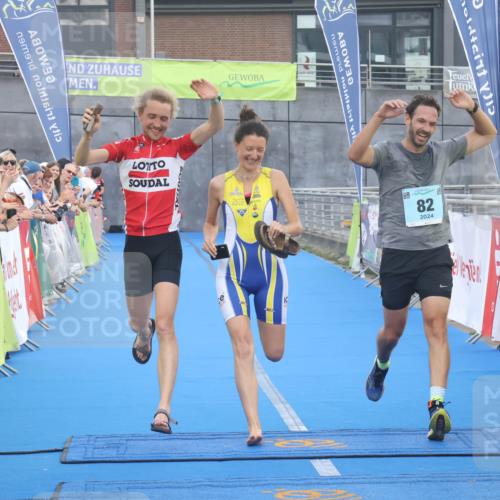 11.08.2024 - GEWOBA Citytriathlon Bremen Lena Gebhardt http://msf.ph/oto/6786609 11.08.2024 11:09:09 Ziel 82 meine-sportfotos.de