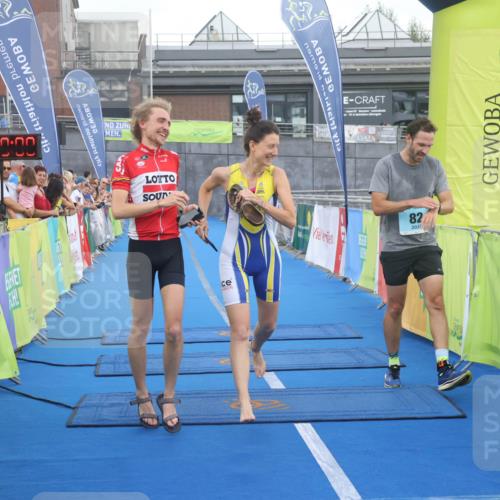 11.08.2024 - GEWOBA Citytriathlon Bremen Lena Gebhardt http://msf.ph/oto/6786621 11.08.2024 11:09:11 Ziel 82 meine-sportfotos.de