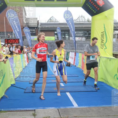 11.08.2024 - GEWOBA Citytriathlon Bremen Lena Gebhardt http://msf.ph/oto/6786624 11.08.2024 11:09:11 Ziel 82 meine-sportfotos.de