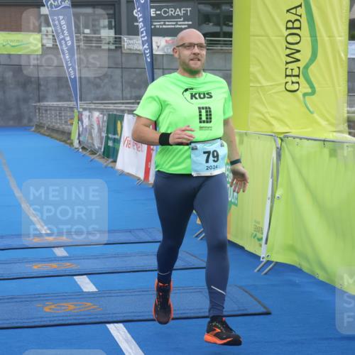11.08.2024 - GEWOBA Citytriathlon Bremen Lena Gebhardt http://msf.ph/oto/6786667 11.08.2024 11:09:32 Ziel 79 meine-sportfotos.de