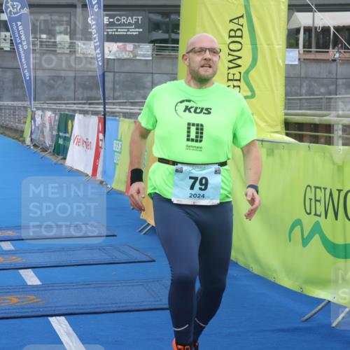 11.08.2024 - GEWOBA Citytriathlon Bremen Lena Gebhardt http://msf.ph/oto/6786668 11.08.2024 11:09:32 Ziel 79 meine-sportfotos.de