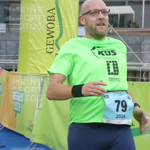 11.08.2024 - GEWOBA Citytriathlon Bremen Lena Gebhardt http://msf.ph/oto/6786671 11.08.2024 11:09:33 Ziel 79 meine-sportfotos.de