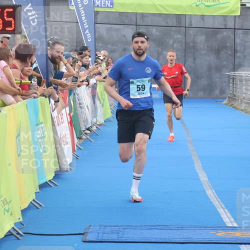 11.08.2024 - GEWOBA Citytriathlon Bremen Lena Gebhardt http://msf.ph/oto/6786748 11.08.2024 11:10:58 Ziel 22, 59 meine-sportfotos.de